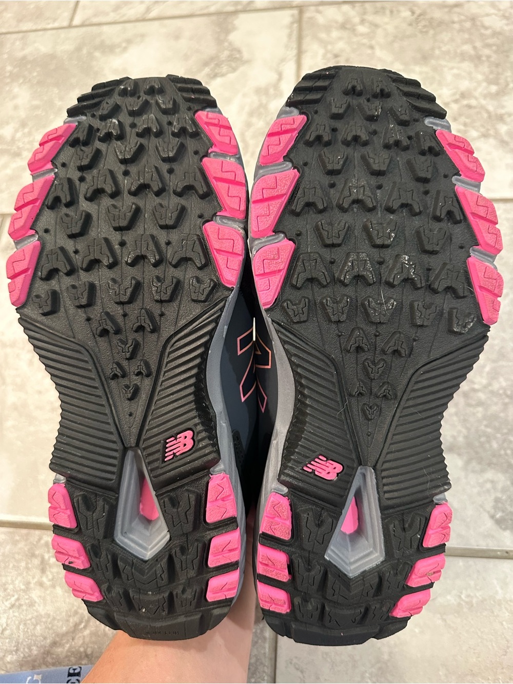 New Balance Women's Gray and Pink Athletic Sneakers with Gold Logo - Picture 5 of 6